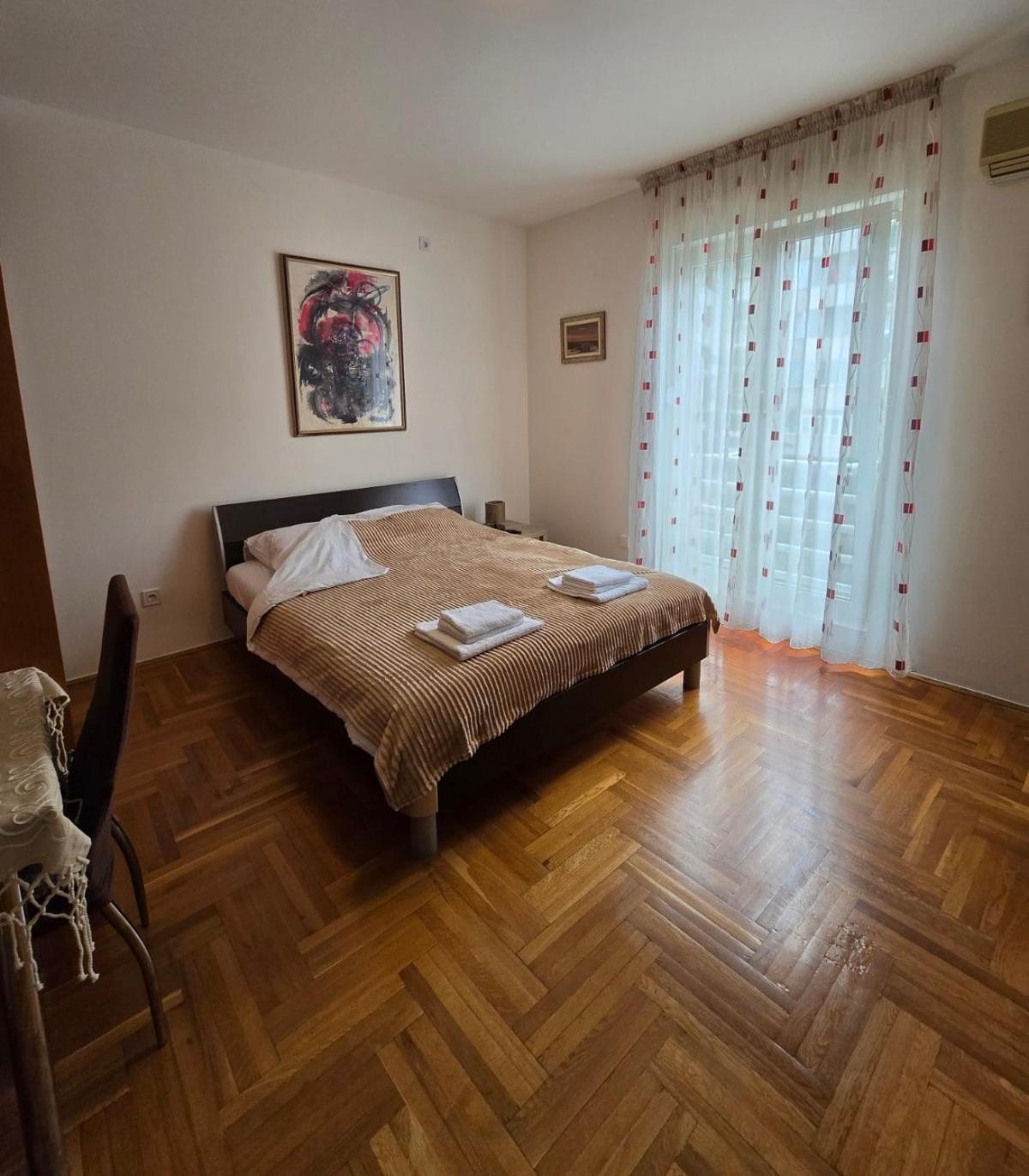 Laki Apartment พอดโกริกา ภายนอก รูปภาพ